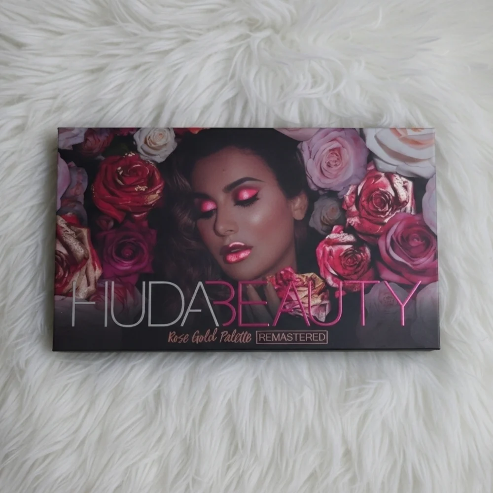 HUDA BEAUTY Rose Gold Eyeshadow Palette Remastered